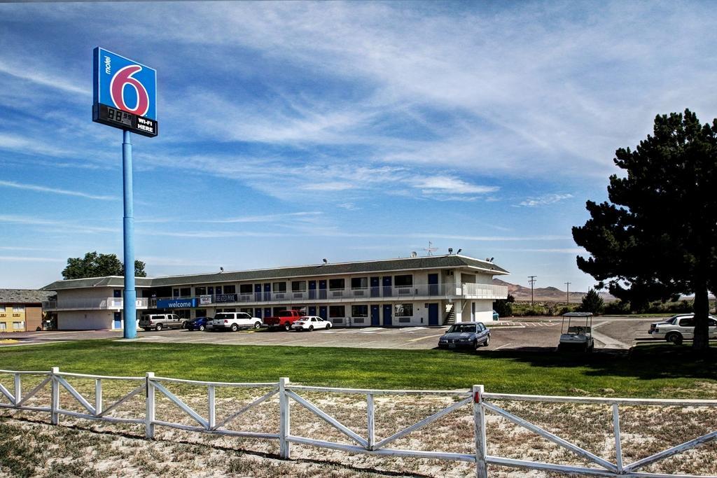 Motel 6 Wells Buitenkant foto